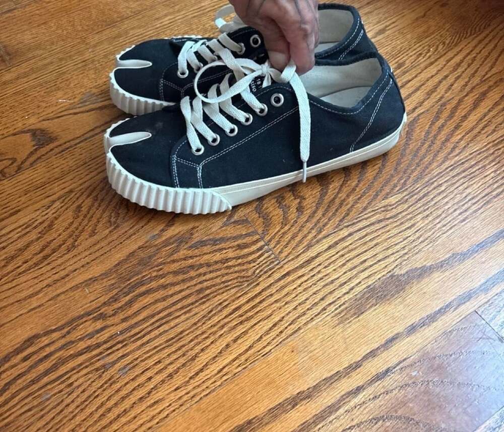 Maison Margiela Canvas Tabi Low Sneakers Black - Picture 2 of 6